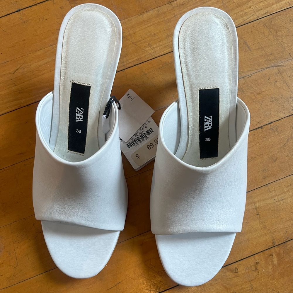 Zara White Mule Sandals. 3 inch heel. Look like Vince. BNWT size 38/7.5